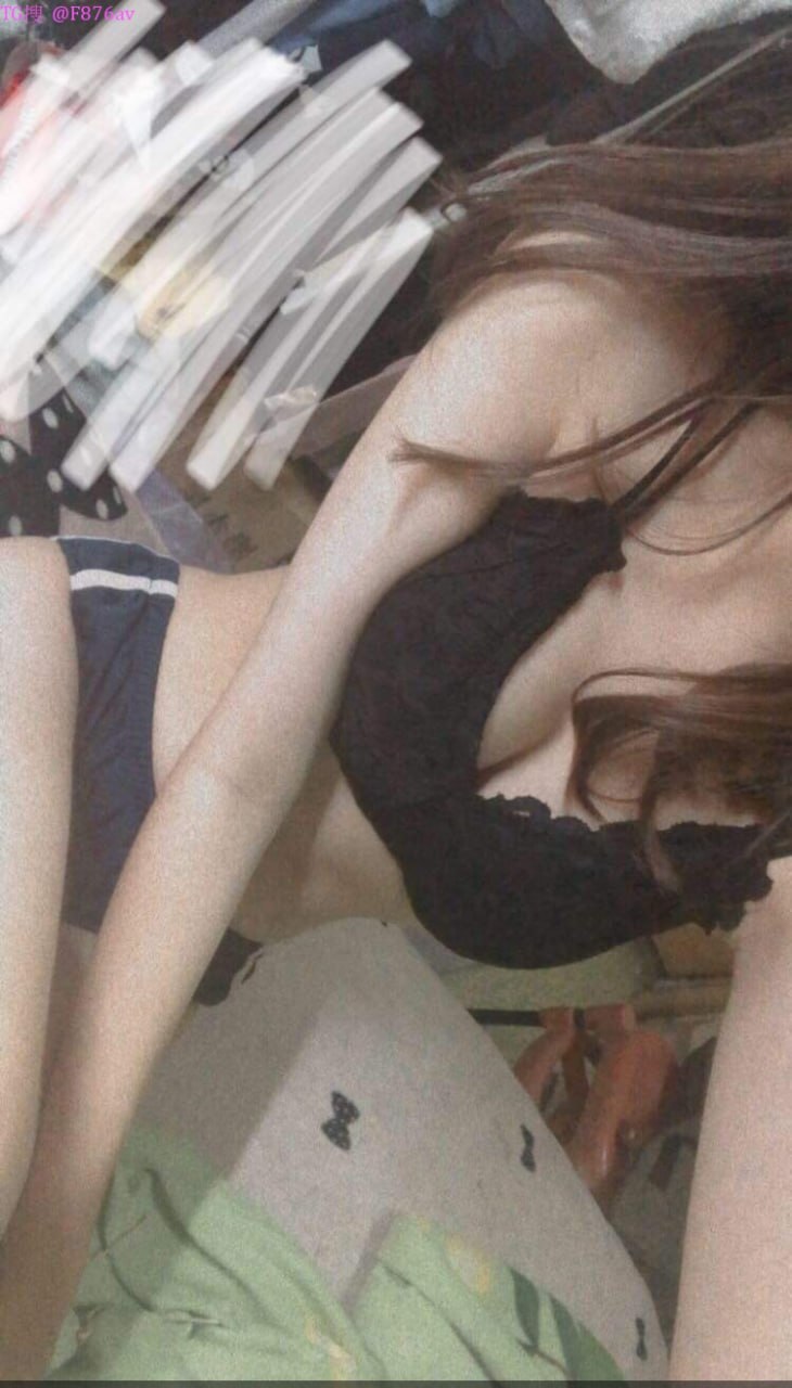 Anh trai trộm phang người yêu mỗi lần trễ tàu là đến ngủ nhờ mê man